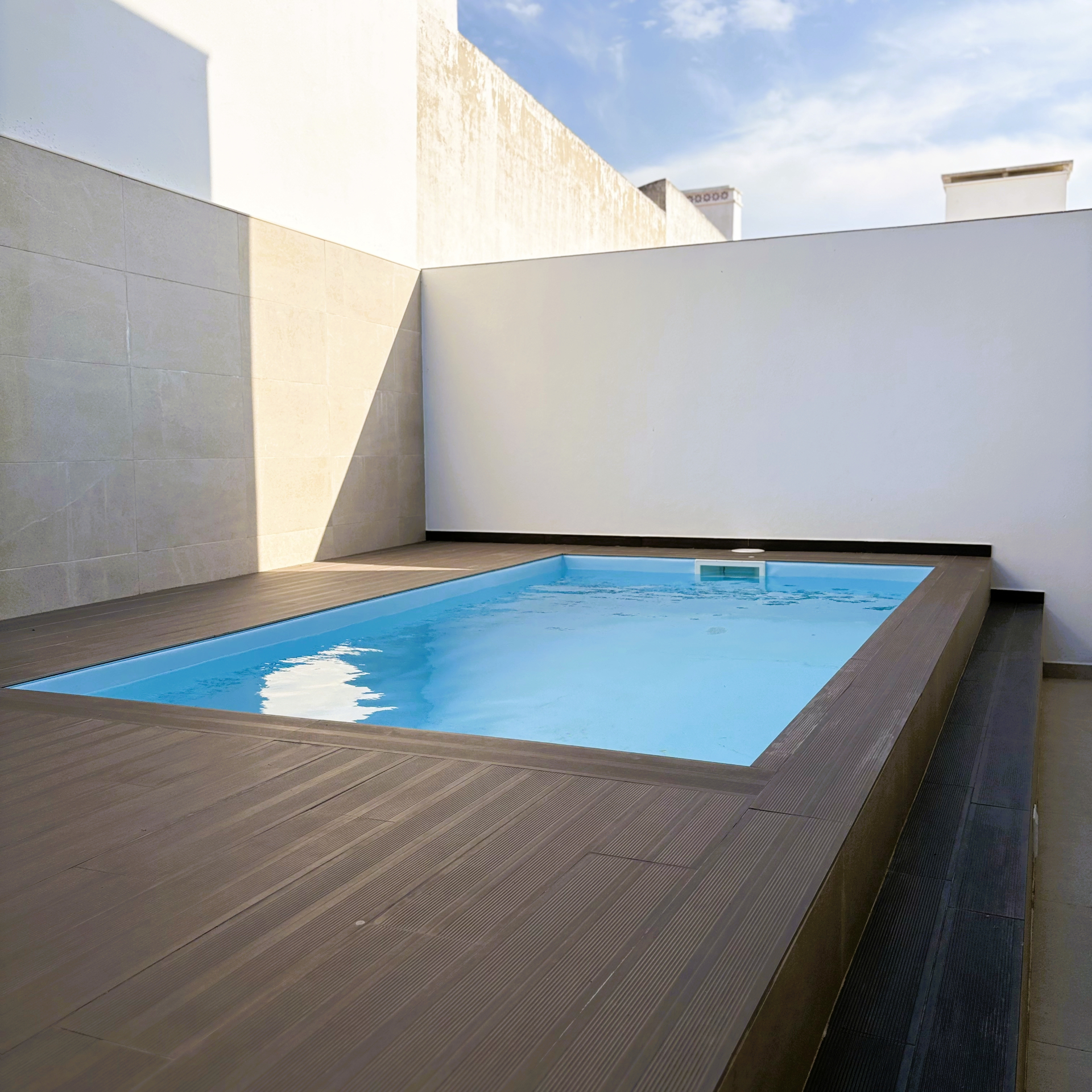 Piscina privativa no terraço